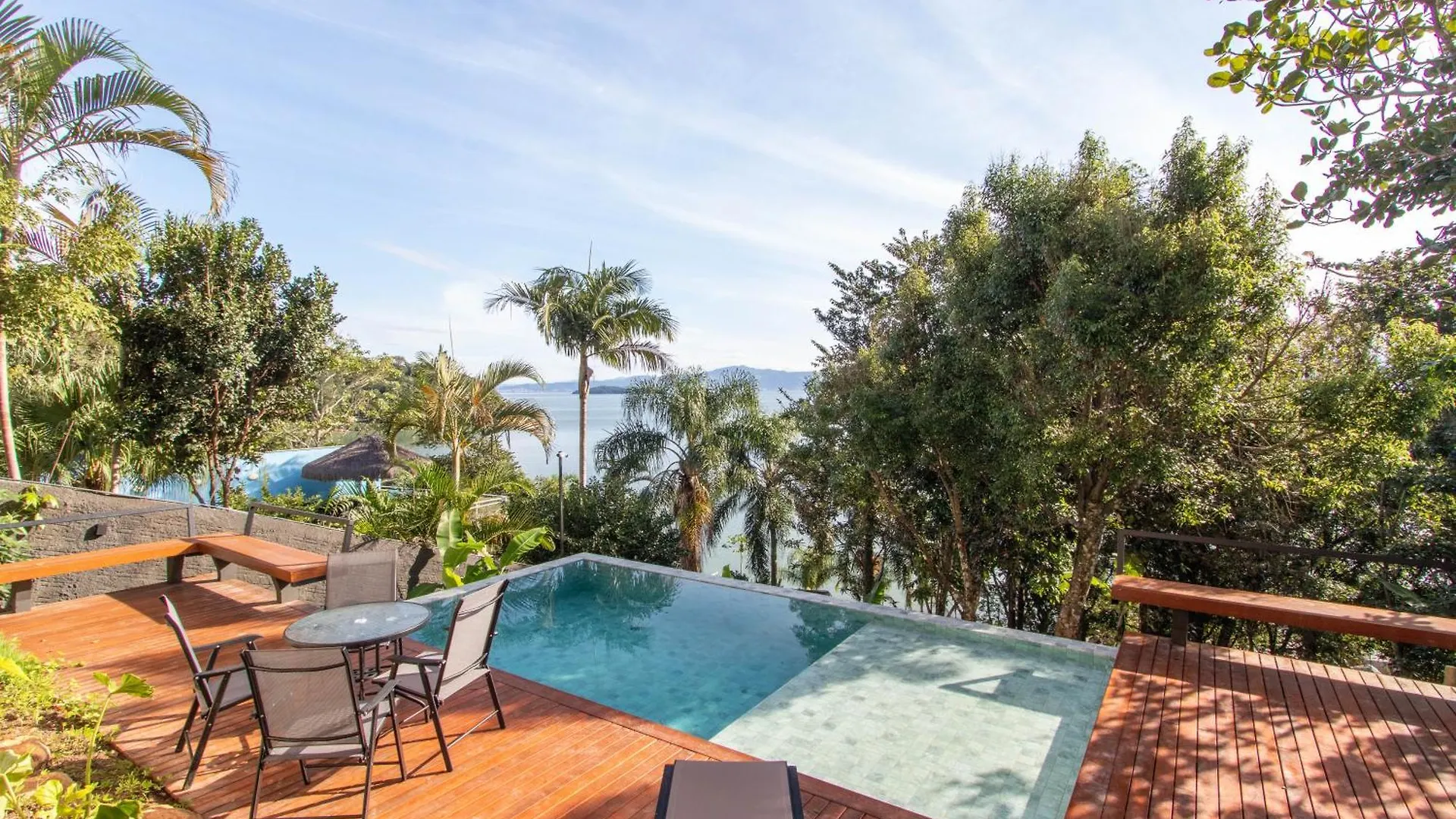 Studio Com Banheira E Vista Para O Mar Ch2753 Florianopolis